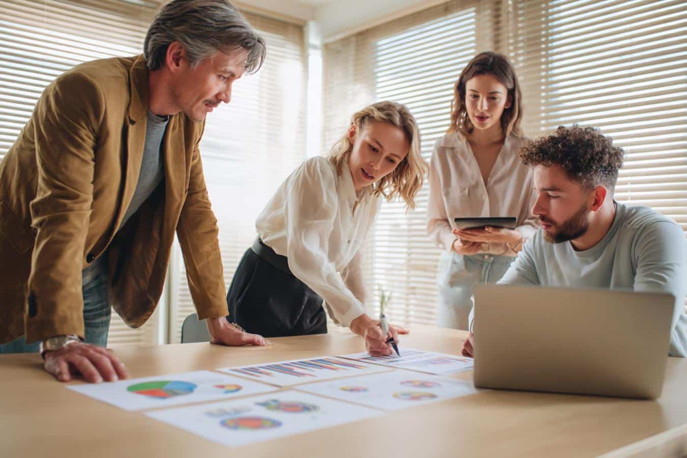 difference benchmark et veille concurrentielle