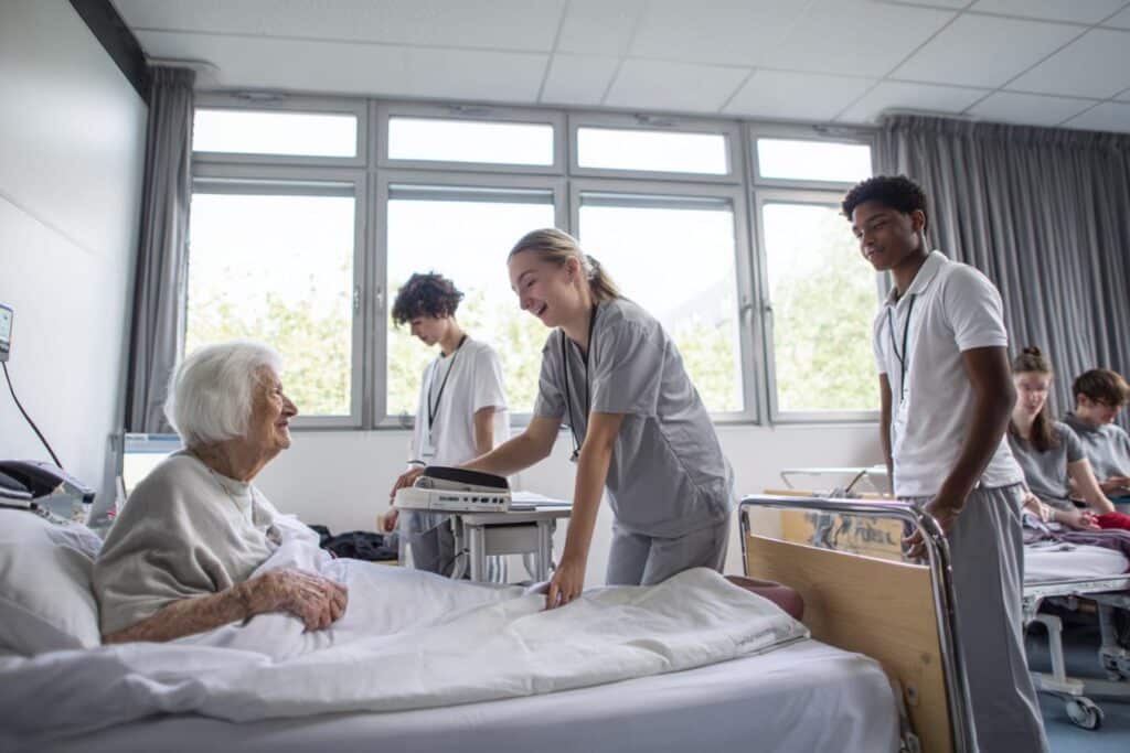 eleves bac pro assp en stage 1