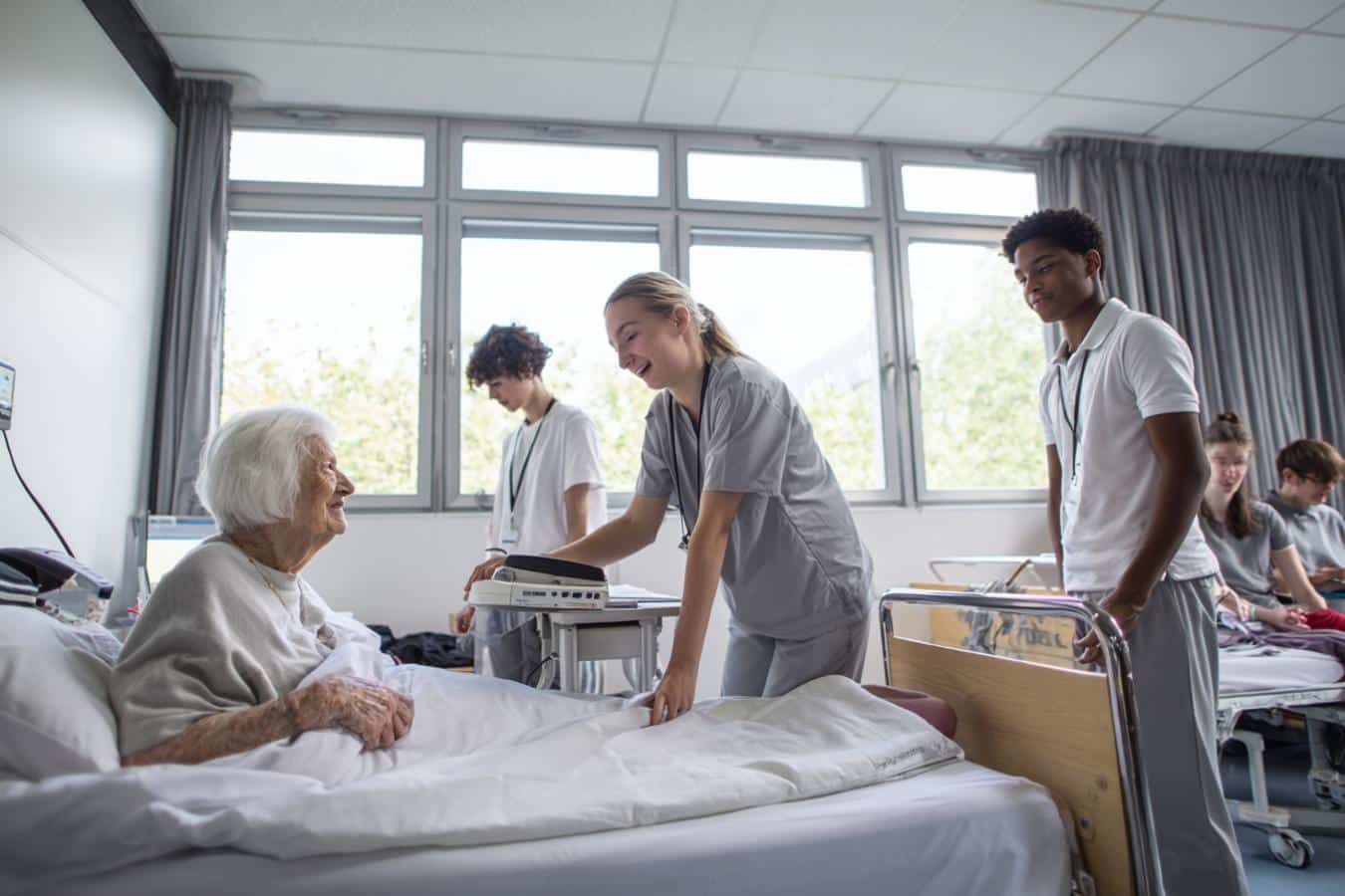 eleves bac pro assp en stage 1