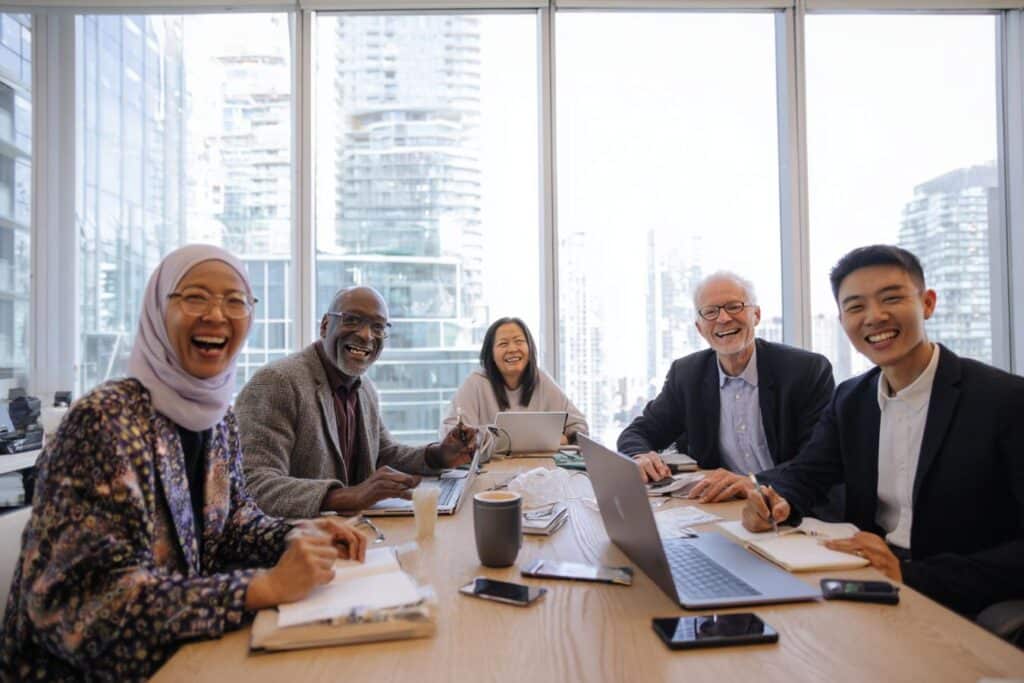 entrepreneuriat synergies interculturelles collaboration equipe