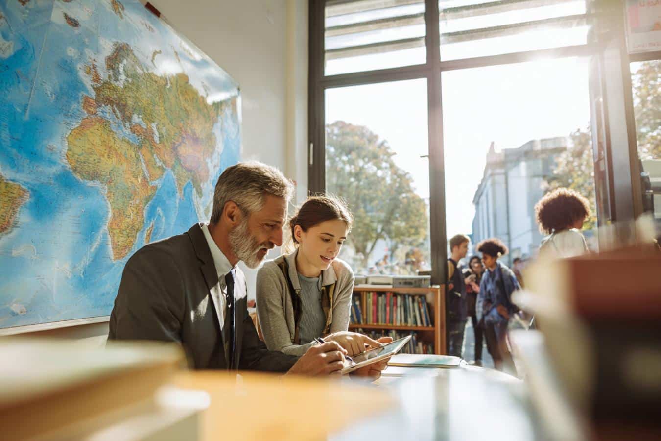 financement experience etrangere bourse auvergne rhone alpes