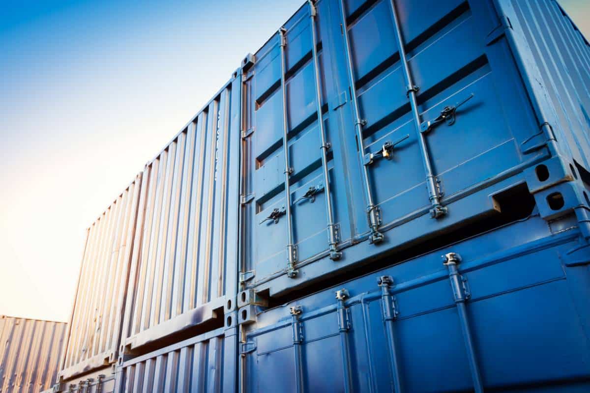 visuel container compromis maritime stocker grace